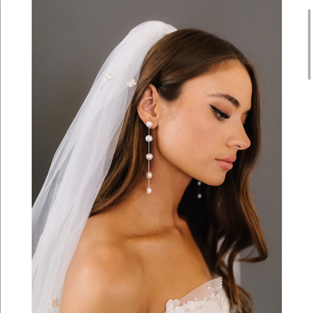 Pearl Drop Earrings